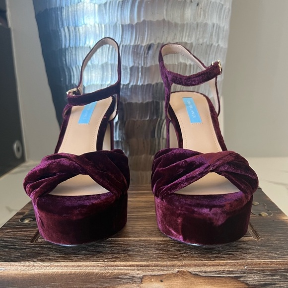 Draper James Paloma Platform Heels in Burgundy - Picture 5 of 12